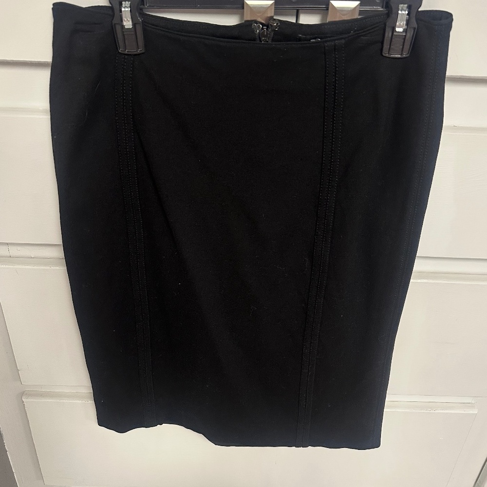 WHBM Black stretchy skirt